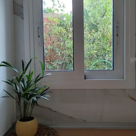 Garneli Apartament *
