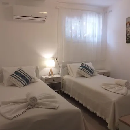 Apartament Garneli