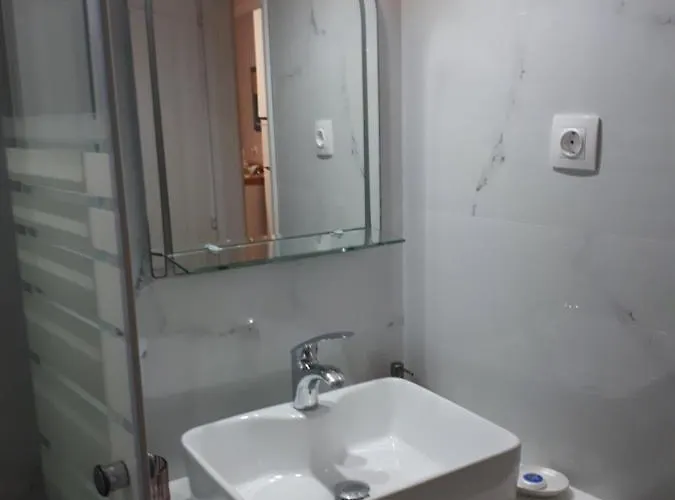 דירה Garneli קלאמי